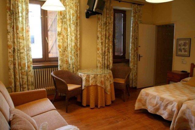 Hostal Casa Sario Jaurrieta Zimmer foto